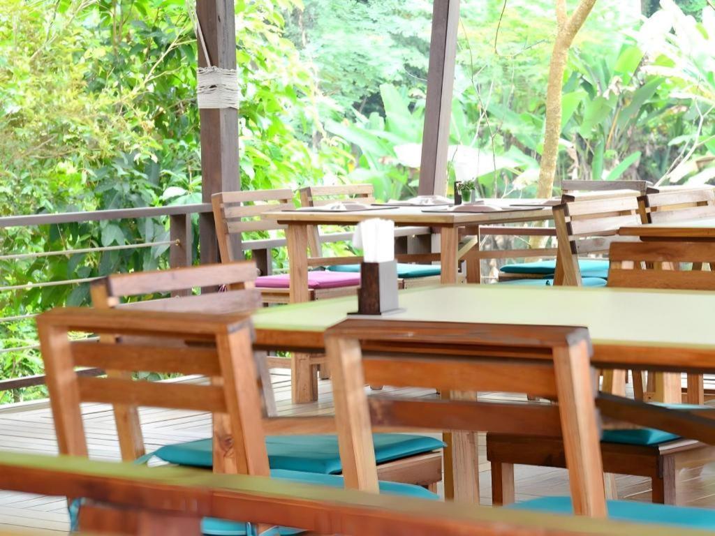 通山平台度假村 甲米 外观 照片